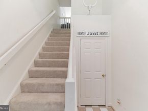 1342 Garden Wall Circle 503, Reston VA 20194