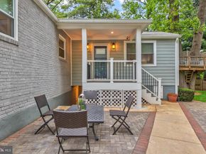 5917 9TH Street N, Arlington VA 22205