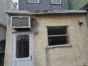 2224 S 10TH Street, Philadelphia PA 19148