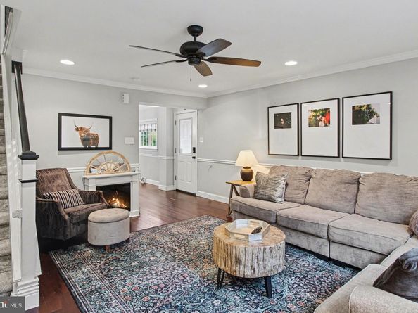 630 Gorgas Lane, Philadelphia PA 19128