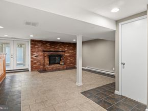 416 Stuart Lane, Ambler PA 19002