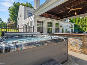 416 Stuart Lane, Ambler PA 19002