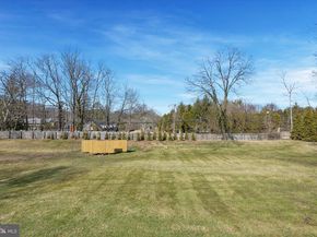 872 Roscommon Road, Bryn Mawr PA 19010