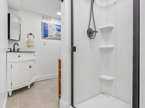 872 Roscommon Road, Bryn Mawr PA 19010