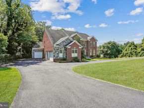 6975 Idylwood Road, Falls Church VA 22043