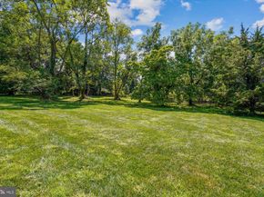 6975 Idylwood Road, Falls Church VA 22043