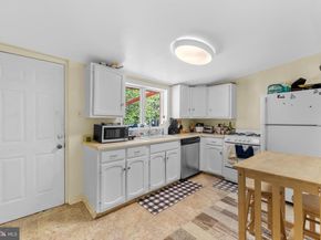 151 Fountain Street, Philadelphia PA 19127