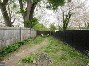 151 Fountain Street, Philadelphia PA 19127