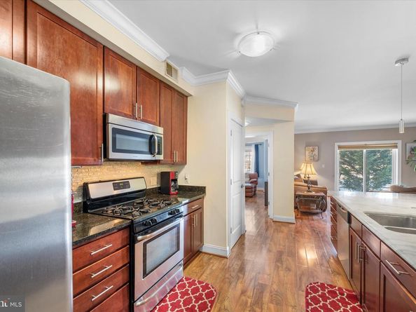 6301 Edsall Road 112, Alexandria VA 22312