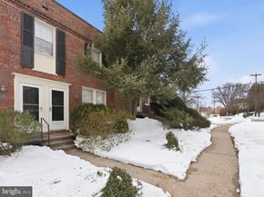 1400 S Edgewood Street 515, Arlington VA 22204