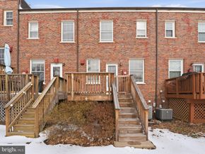 1400 S Edgewood Street 515, Arlington VA 22204