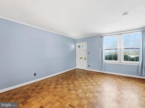 1400 S Edgewood Street 515, Arlington VA 22204