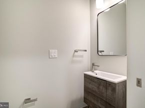 5005 Walnut Street, Philadelphia PA 19139