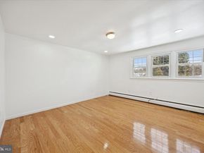 914 Avenue D, Langhorne PA 19047