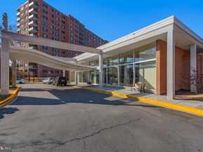 4201 Cathedral Avenue NW 118W, Washington DC 20016