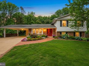 2122 Statute Lane, Vienna VA 22181