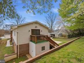 2122 Statute Lane, Vienna VA 22181