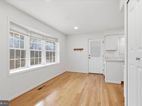 2122 Statute Lane, Vienna VA 22181