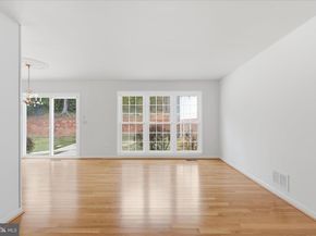 2122 Statute Lane, Vienna VA 22181