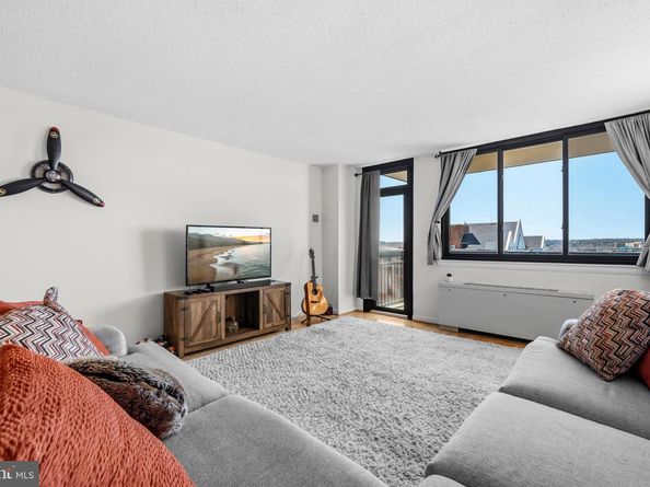 801 N Pitt Street 1209, Alexandria VA 22314