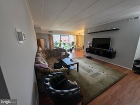 8950 Krewstown Road 204, Philadelphia PA 19115