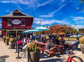 1815 N Highland Street, Arlington VA 22201