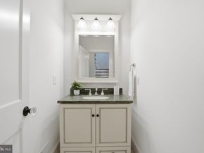 1815 N Highland Street, Arlington VA 22201