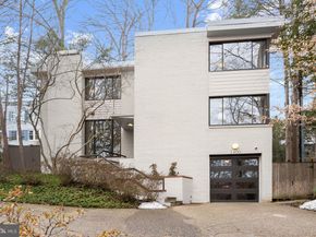 2400 44TH Street NW, Washington DC 20007