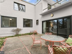 2400 44TH Street NW, Washington DC 20007