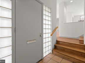 2400 44TH Street NW, Washington DC 20007