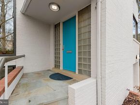 2400 44TH Street NW, Washington DC 20007