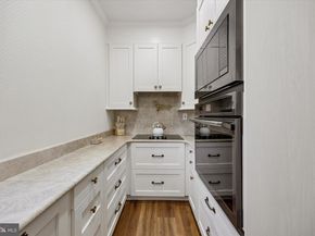 250 S 13TH Street 8E, Philadelphia PA 19107