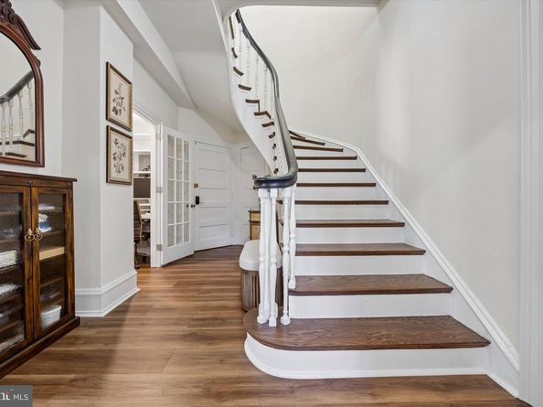 250 S 13TH Street 8E, Philadelphia PA 19107