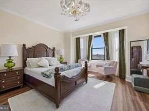 250 S 13TH Street 8E, Philadelphia PA 19107
