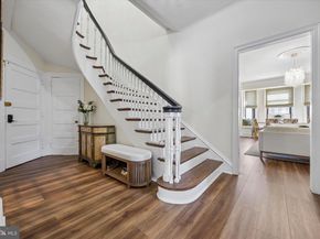 250 S 13TH Street 8E, Philadelphia PA 19107