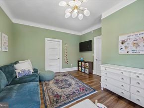 250 S 13TH Street 8E, Philadelphia PA 19107