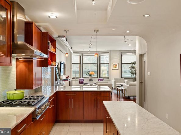 1606 Chestnut Street 2, Philadelphia PA 19103