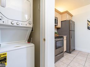 1600 Arch Street 1702, Philadelphia PA 19103