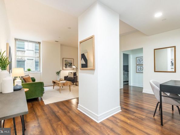 1600 Arch Street 1702, Philadelphia PA 19103