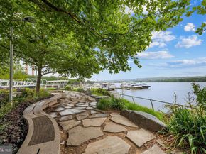 1000 New Jersey Avenue SE 1221, Washington DC 20003
