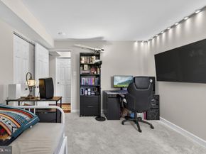 517 Florida Avenue T4, Herndon VA 20170