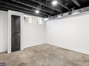 2426 S Alder Street, Philadelphia PA 19148