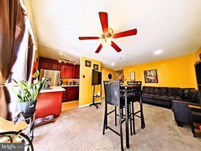 100 E Glenolden Avenue E21, Glenolden PA 19036