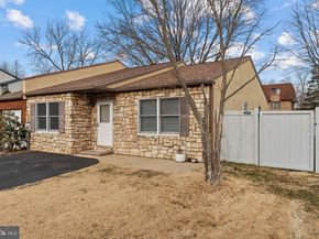 745 Tennyson Drive, Warminster PA 18974