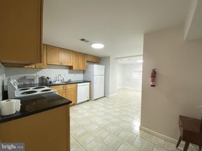 4945 Chestnut Street, Philadelphia PA 19139