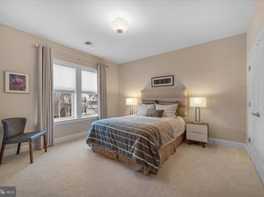 6201 Champion Oak Court, Falls Church VA 22044