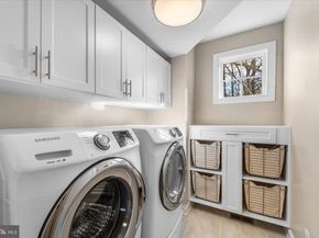 6201 Champion Oak Court, Falls Church VA 22044