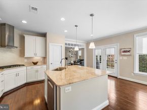 6201 Champion Oak Court, Falls Church VA 22044