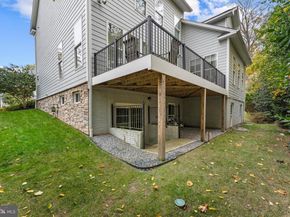 6201 Champion Oak Court, Falls Church VA 22044