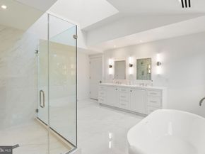 4433 Cathedral Avenue NW, Washington DC 20016